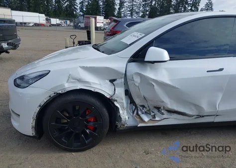 2021 Tesla Model Y Long Range Dual Motor All-Wheel Drive from USA, damaged, VIN 5YJYGDEE9MF204796